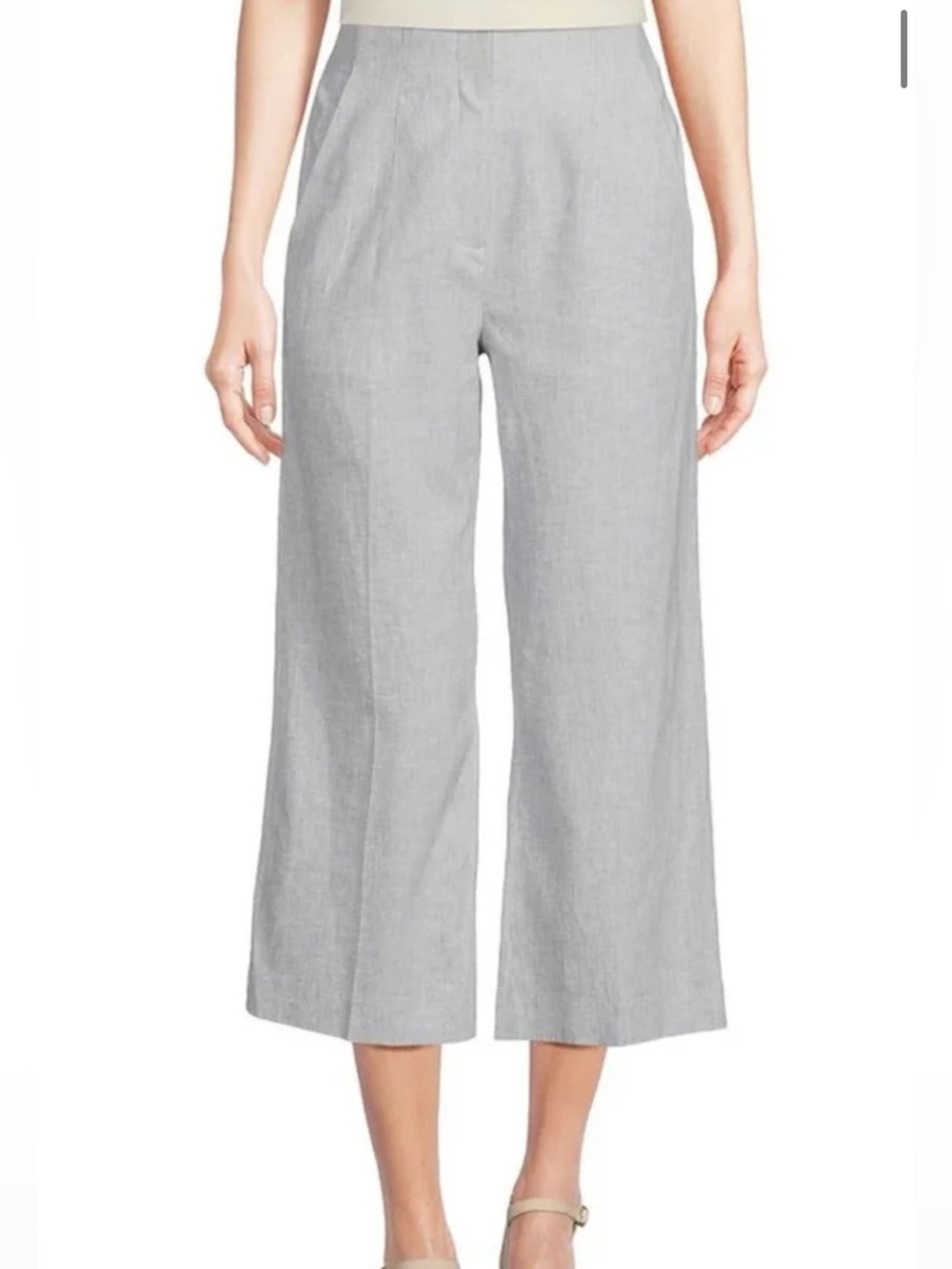 Light blue and white striped wide-leg capri pants, Size 6